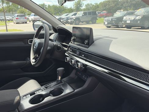 Used 2023 Honda Civic LX image 12