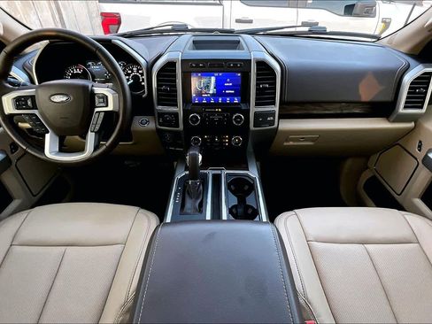 Used 2020 Ford F150 Lariat image 15