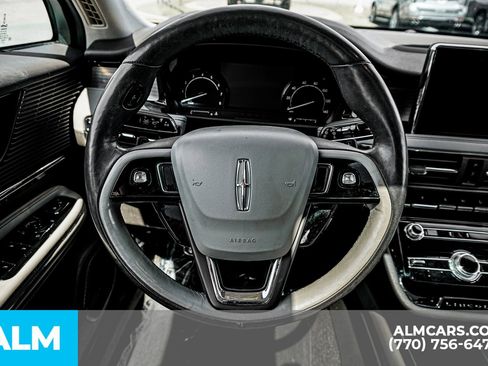 Used 2021 Lincoln Corsair FWD w/ Premium Package image 30