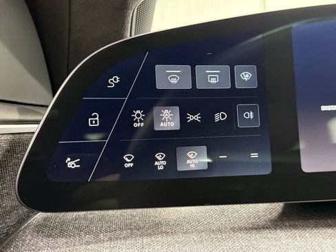 Used 2024 Lucid Air Pure image 21