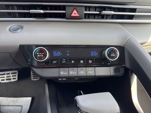 New 2025 Hyundai Elantra Sport image 24