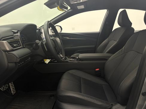 Used 2026 Toyota Camry XSE FWD image 16