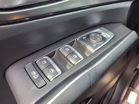 New 2026 Kia Sorento S w/ S Panoramic Sunroof Package FWD image 13