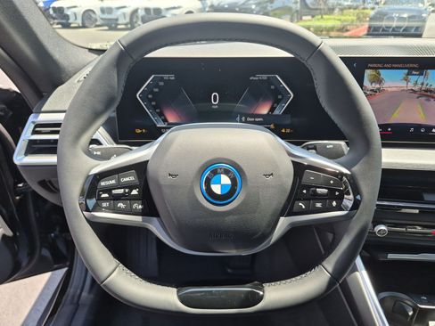 New 2026 BMW i4 eDrive40 w/ Parking Assistance Package RWD image 18