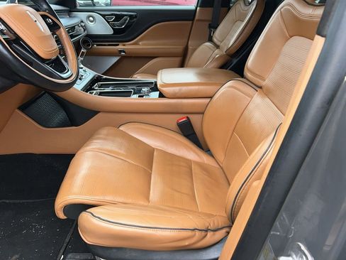 Used 2020 Lincoln Aviator Black Label w/ Dynamic Handling Package image 10