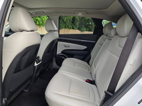 Used 2024 Hyundai Tucson Limited FWD image 15