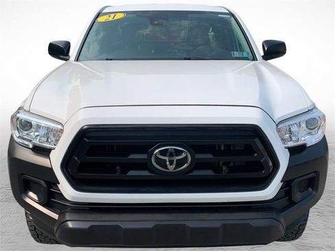 Used 2021 Toyota Tacoma SR RWD image 8
