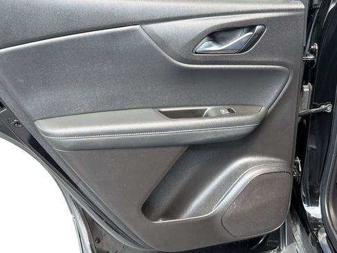 Used 2020 Chevrolet Blazer LT FWD image 32