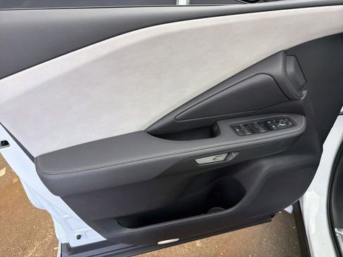 New 2026 Lexus TX 350 AWD image 9