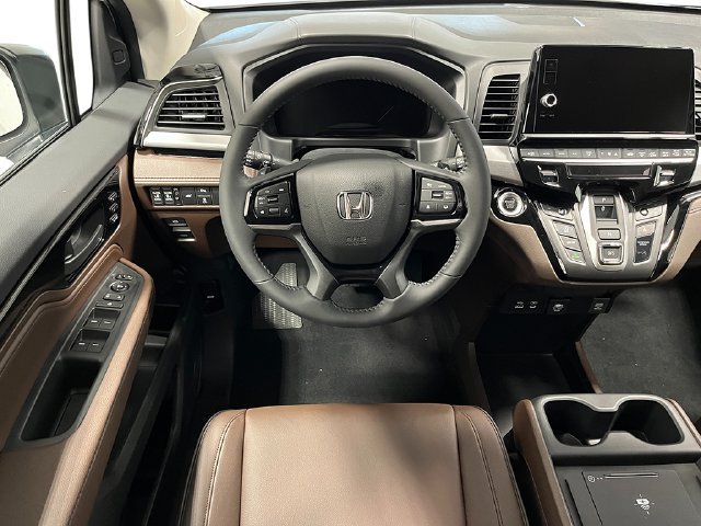New 2027 Honda Odyssey Touring image 25