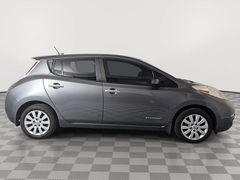 Used 2016 Nissan Leaf S w/ Charger Package FWD image 9