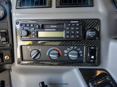 Used 2001 HUMMER H1 4-Door Wagon AWD/4WD image 24