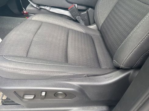 Used 2023 Chevrolet Silverado 1500 LT image 6