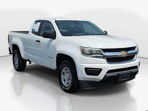 Used 2016 Chevrolet Colorado W/T RWD image 3