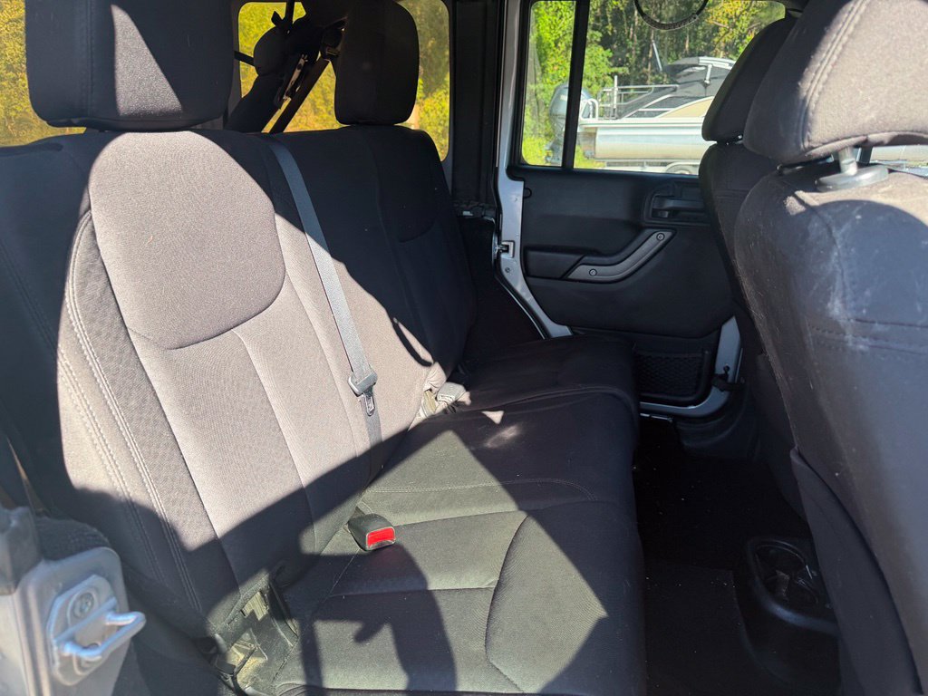 Used 2013 Jeep Wrangler Unlimited Sport AWD/4WD image 12