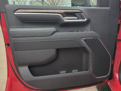 Certified 2026 Chevrolet Silverado 2500 LT w/ Texas Edition image 15