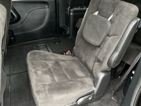 Used 2016 Dodge Grand Caravan SE FWD image 22