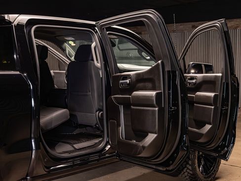 Used 2024 GMC Sierra 1500 Pro w/ Graphite Edition image 33