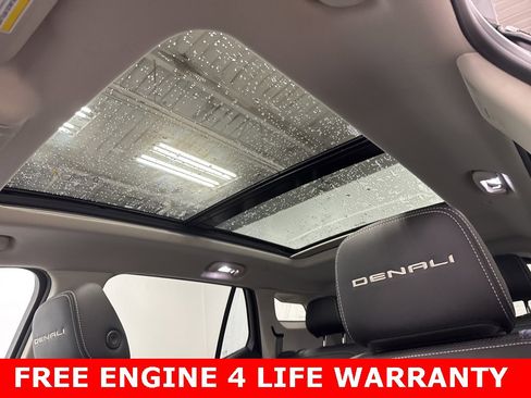 Used 2023 GMC Terrain Denali w/ Denali Premium Package image 21