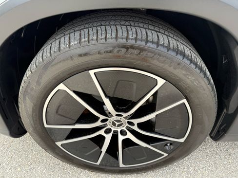 Used 2023 Mercedes-Benz EQS 450+ SUV image 30