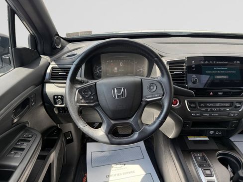Used 2023 Honda Passport TrailSport image 12