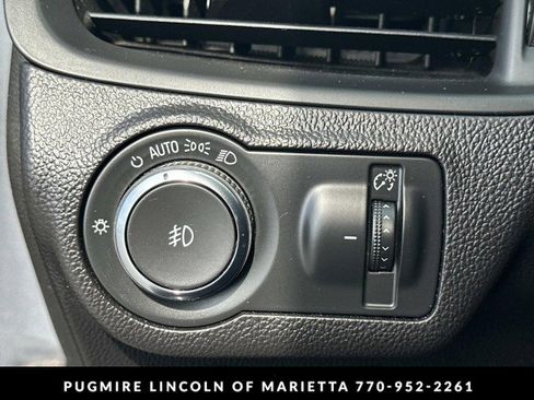 Used 2020 Buick Envision Essence w/ Experience Buick Package FWD image 34