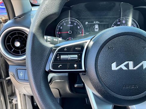 Used 2024 Kia Forte LXS FWD image 23