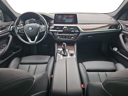 Used 2019 BMW 530i w/ Convenience Package RWD image 12