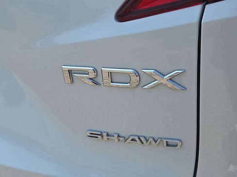 Used 2024 Acura RDX SH-AWD image 31