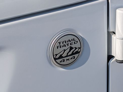 Used 2019 Jeep Wrangler Unlimited Sport S AWD/4WD image 10