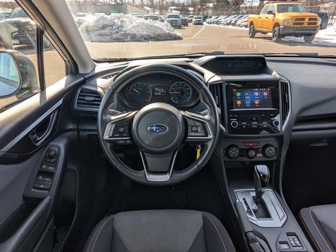 Used 2019 Subaru Crosstrek 2.0i Premium w/ Moonroof Package image 16