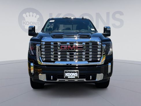 New 2026 GMC Sierra 2500 Denali w/ Denali Reserve Package AWD/4WD image 11