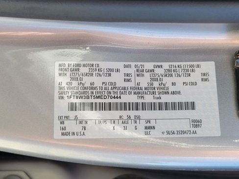 Used 2021 Ford F350 Platinum w/ FX4 Off-Road Package image 19