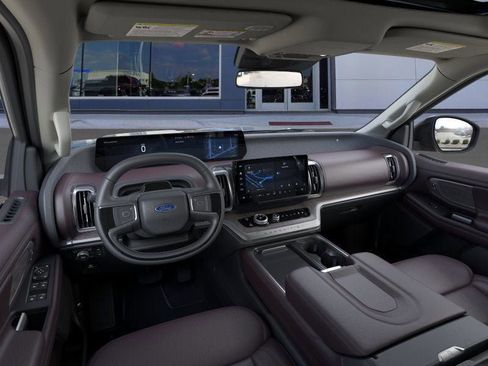New 2025 Ford Expedition Platinum w/ Platinum Ultimate Package AWD/4WD image 9