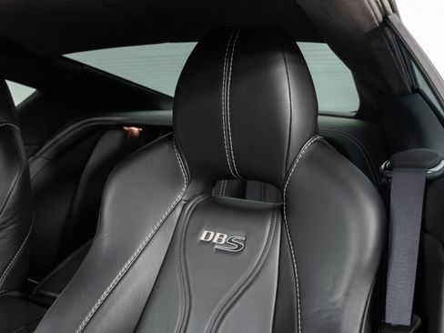 Used 2011 Aston Martin DBS Coupe RWD image 15