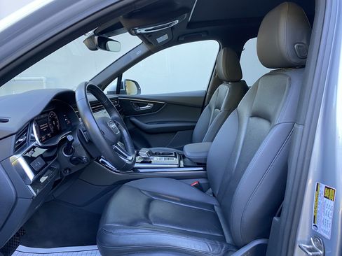 Used 2020 Audi Q7 2.0T Premium Plus w/ Premium Plus Package AWD/4WD image 15