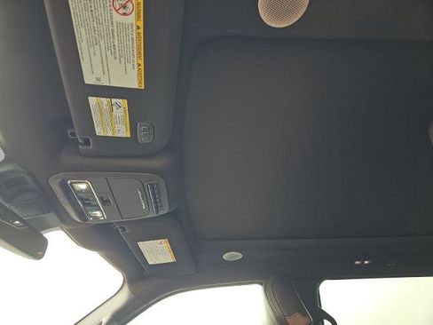 Used 2024 Ford F250 King Ranch w/ FX4 Off-Road Package image 9