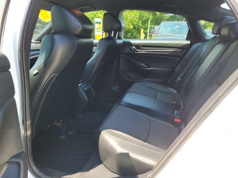 Used 2021 Honda Accord Sport image 17