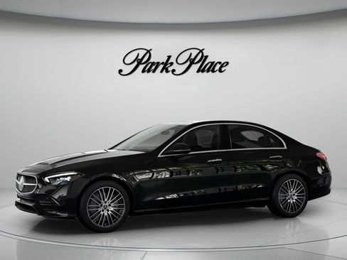 Used 2026 Mercedes-Benz C 300 4MATIC Sedan image 3