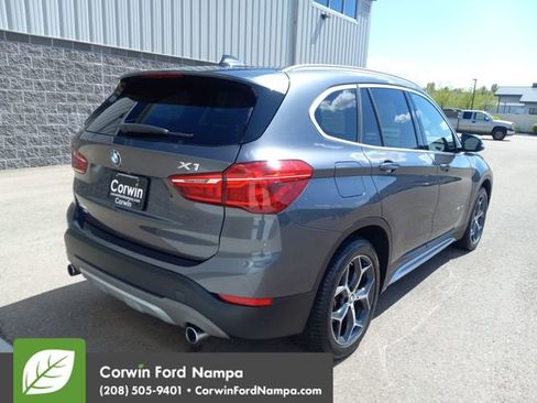 Used 2018 BMW X1 xDrive28i AWD/4WD image 3