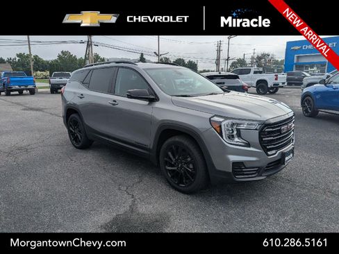 Used 2023 GMC Terrain SLE w/ Elevation Edition AWD/4WD image 1