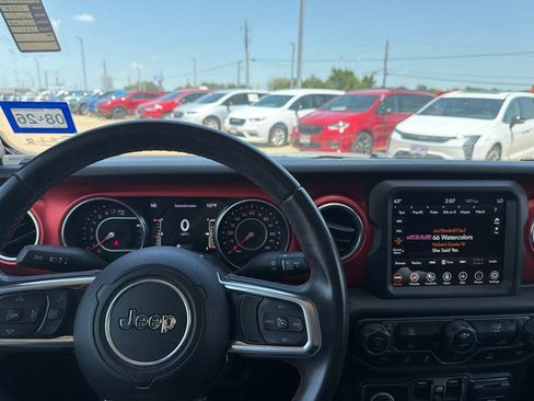 Used 2020 Jeep Gladiator Rubicon AWD/4WD image 15