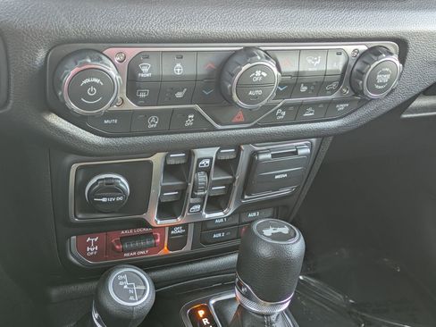 New 2026 Jeep Wrangler Unlimited Sport AWD/4WD image 14