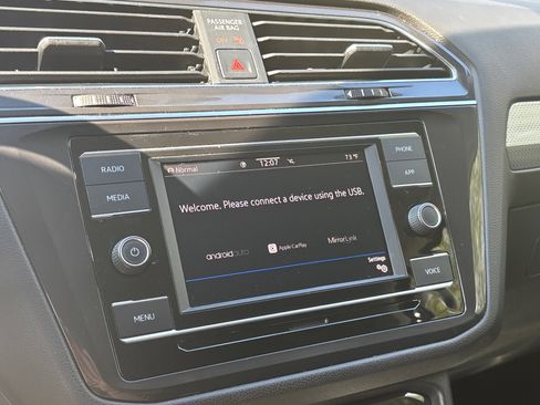 Used 2022 Volkswagen Tiguan S image 52