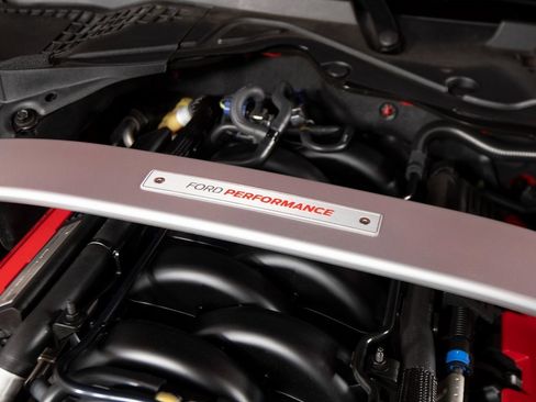 Used 2017 Ford Mustang Shelby GT350R image 54