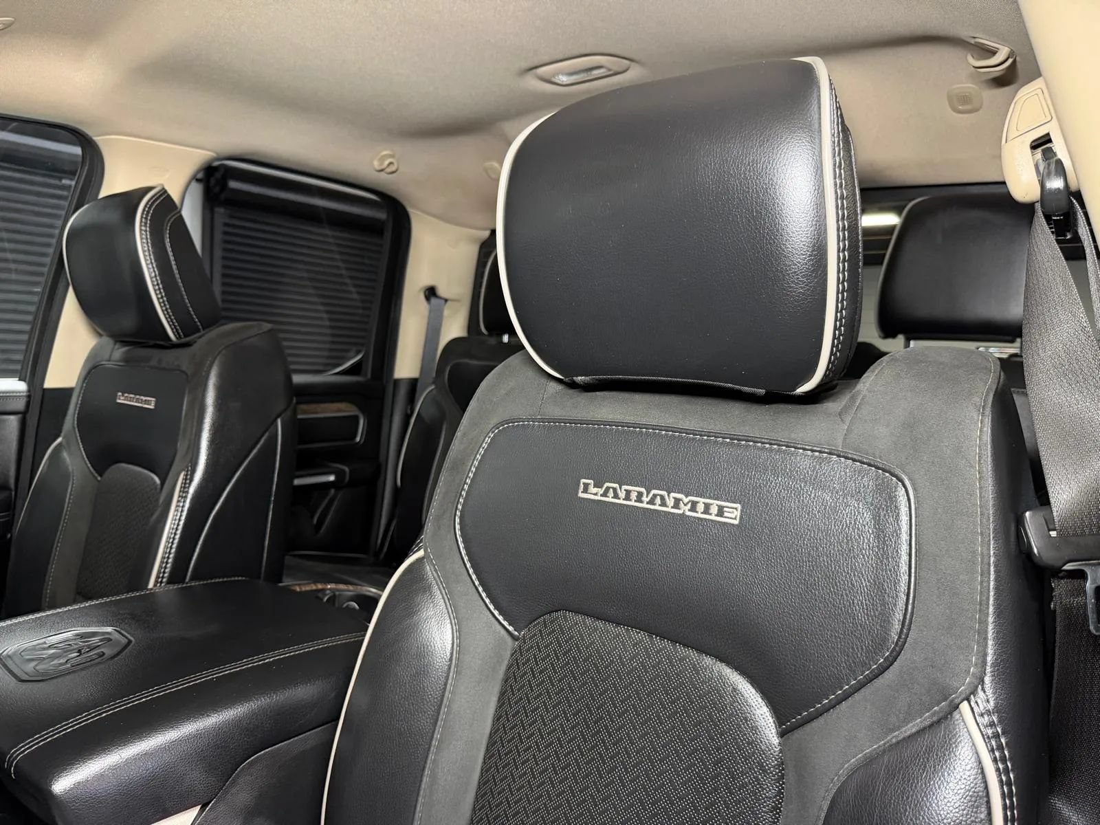 Used 2020 RAM 1500 Laramie AWD/4WD image 27