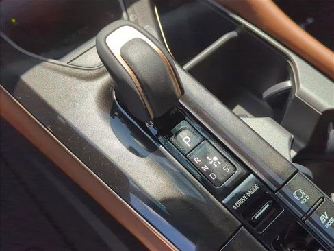 New 2026 Toyota Crown Signia AWD/4WD image 21