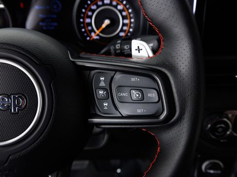 Used 2024 Jeep Wrangler Unlimited Rubicon 392 image 23