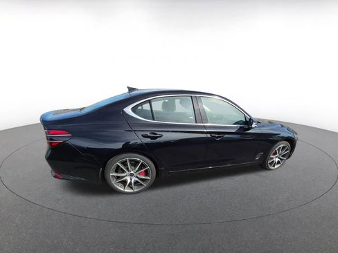 Used 2025 Genesis G70 2.5T image 7