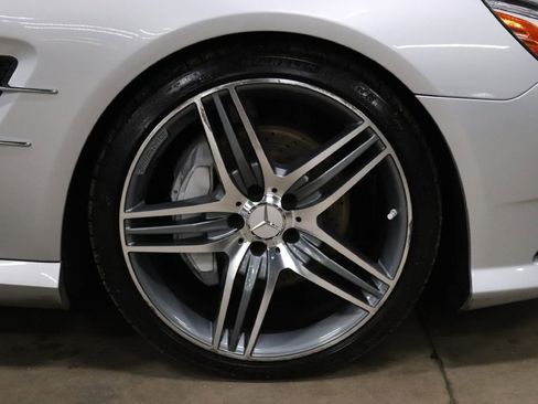 Used 2013 Mercedes-Benz SL 550 550 image 40